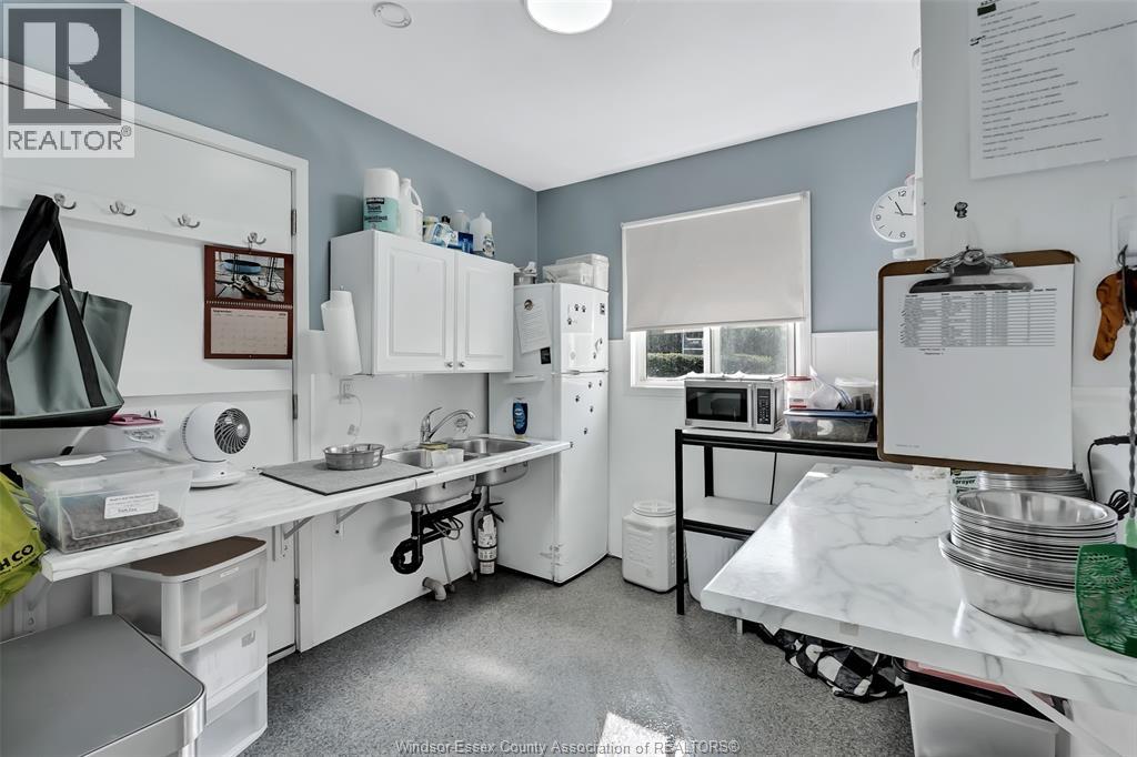 4220 Queen's Line Property Photo 36