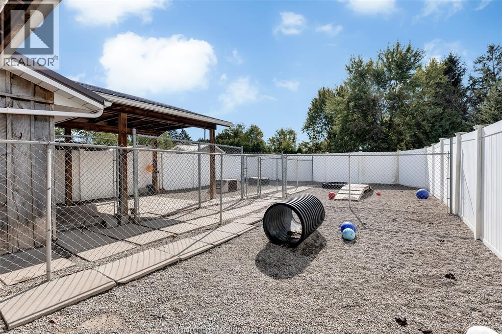 4220 Queen's Line Property Photo 38