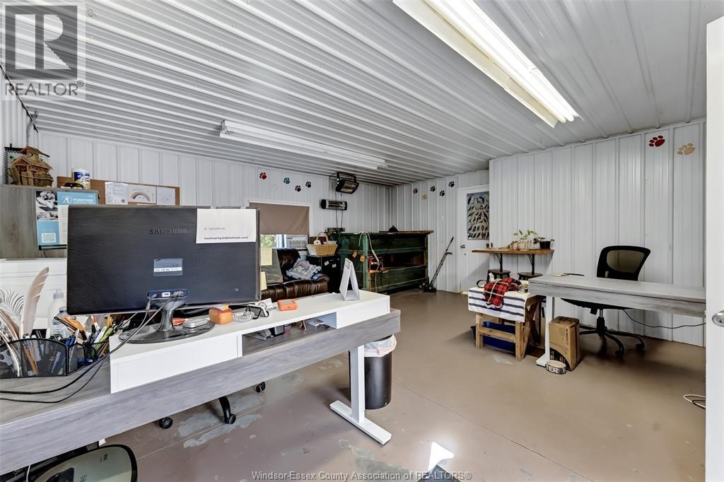 4220 Queen's Line Property Photo 41