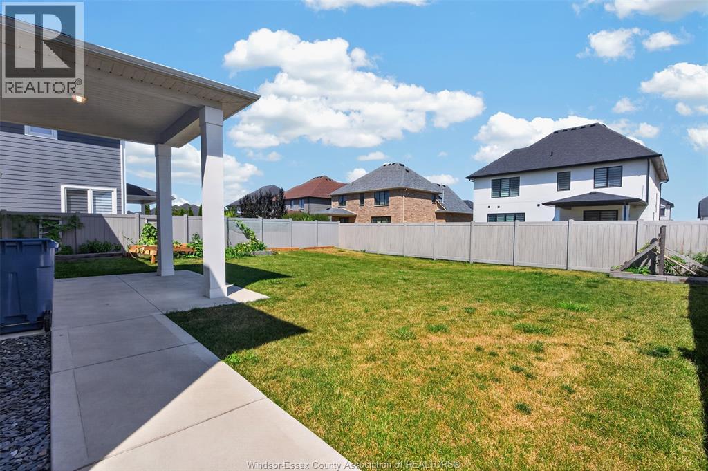 353 Benjamin Property Photo 45