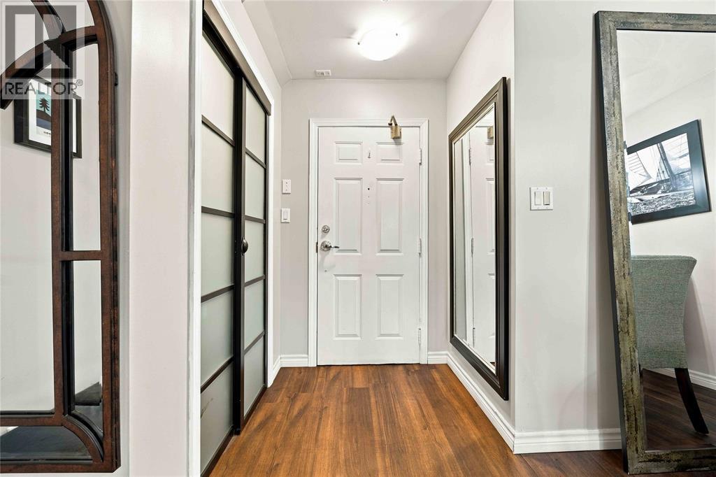 1520 Venetian Boulevard Unit# M305 Property Photo 5