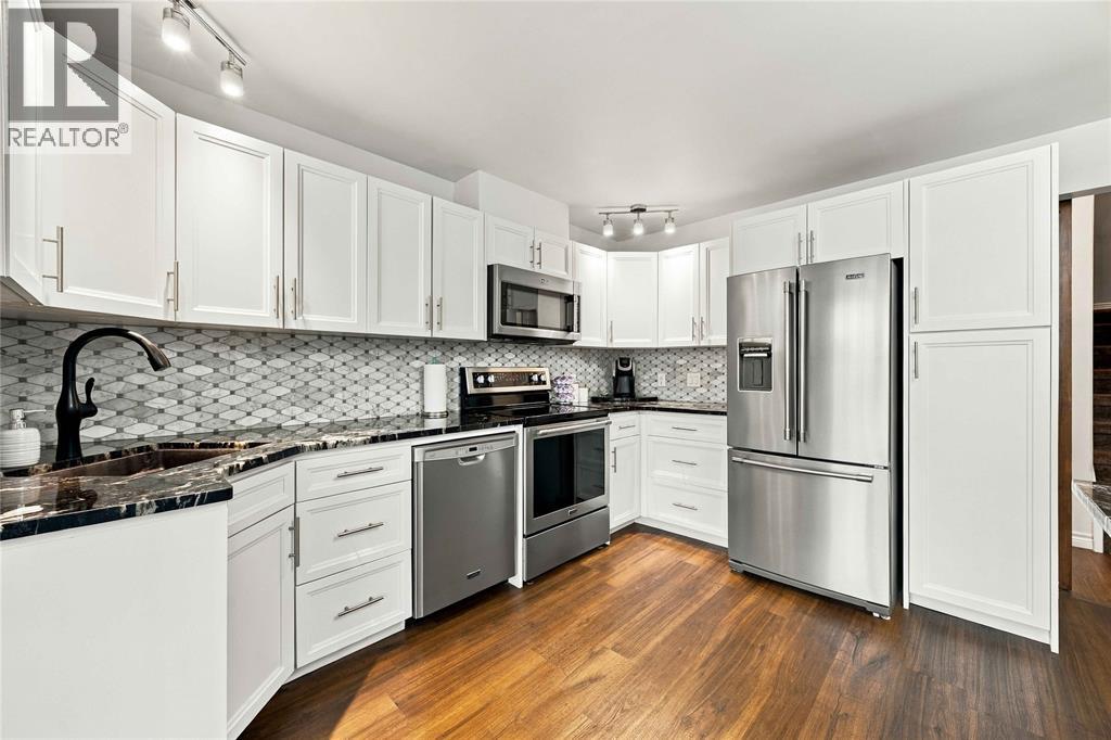 1520 Venetian Boulevard Unit# M305 Property Photo 12