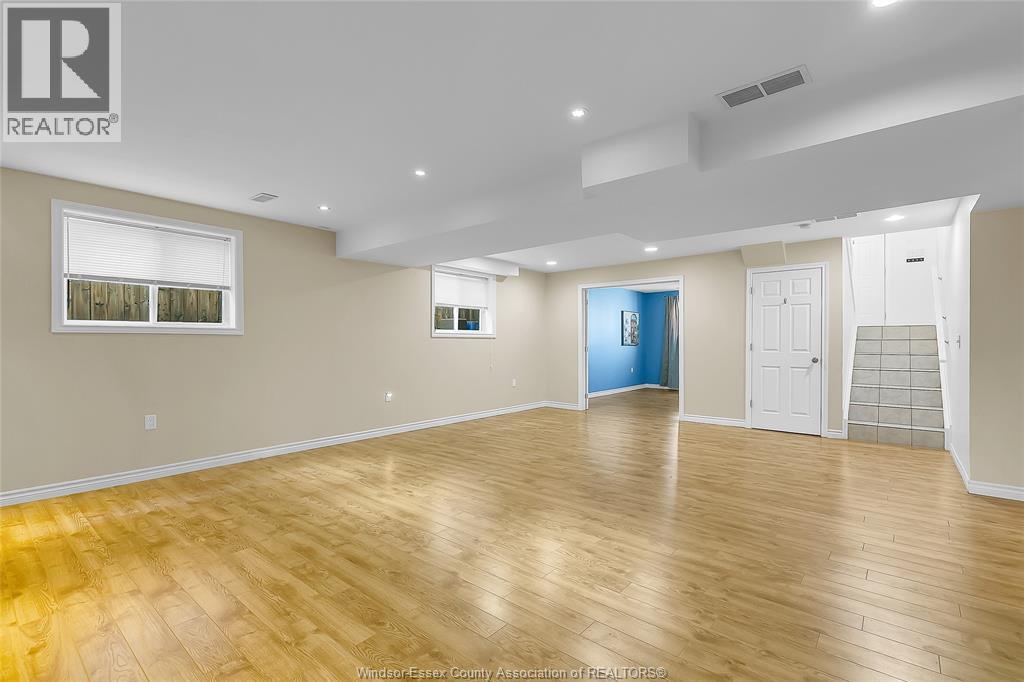 2292 Askin Avenue Property Photo 23
