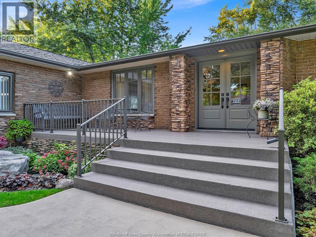 2730 Bouffard Property Photo 4