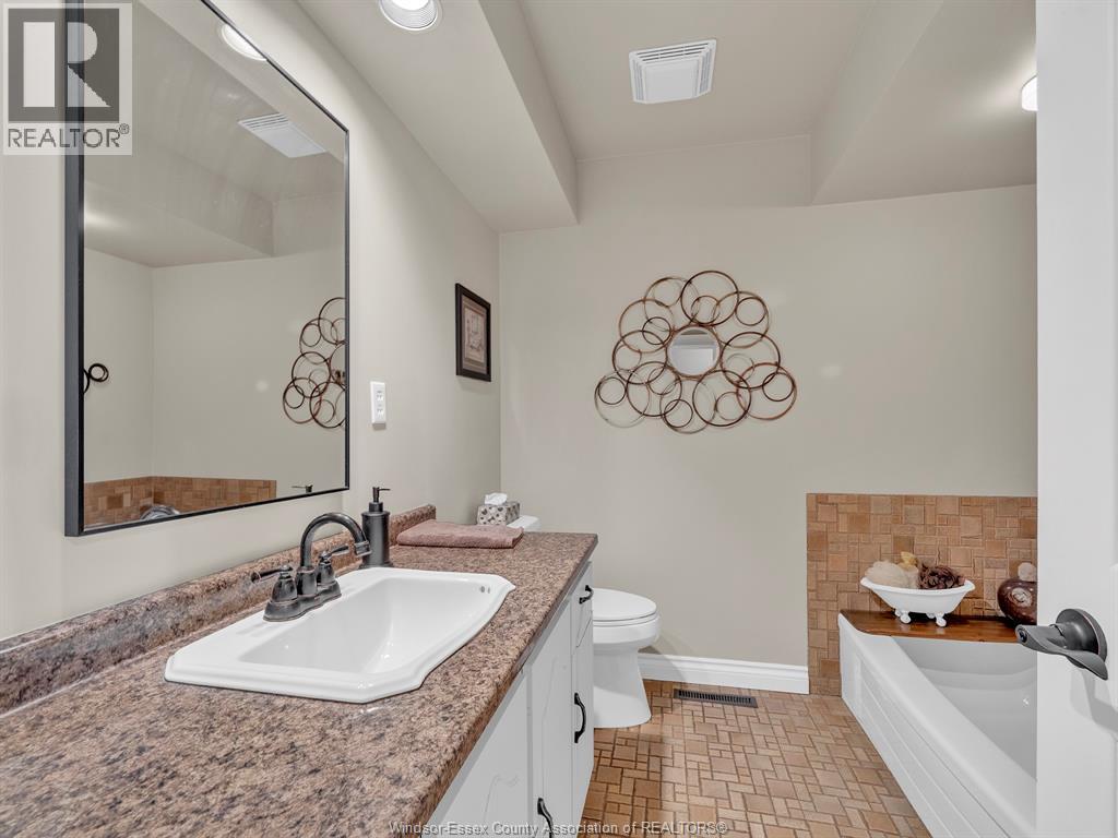 2730 Bouffard Property Photo 13
