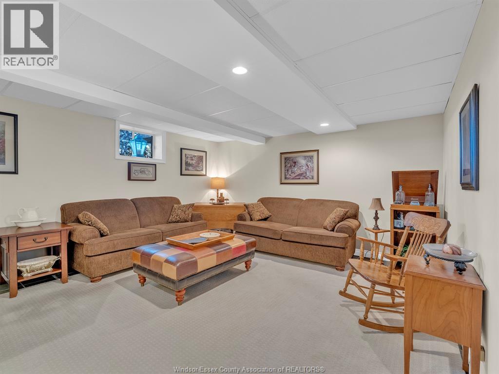 2730 Bouffard Property Photo 31