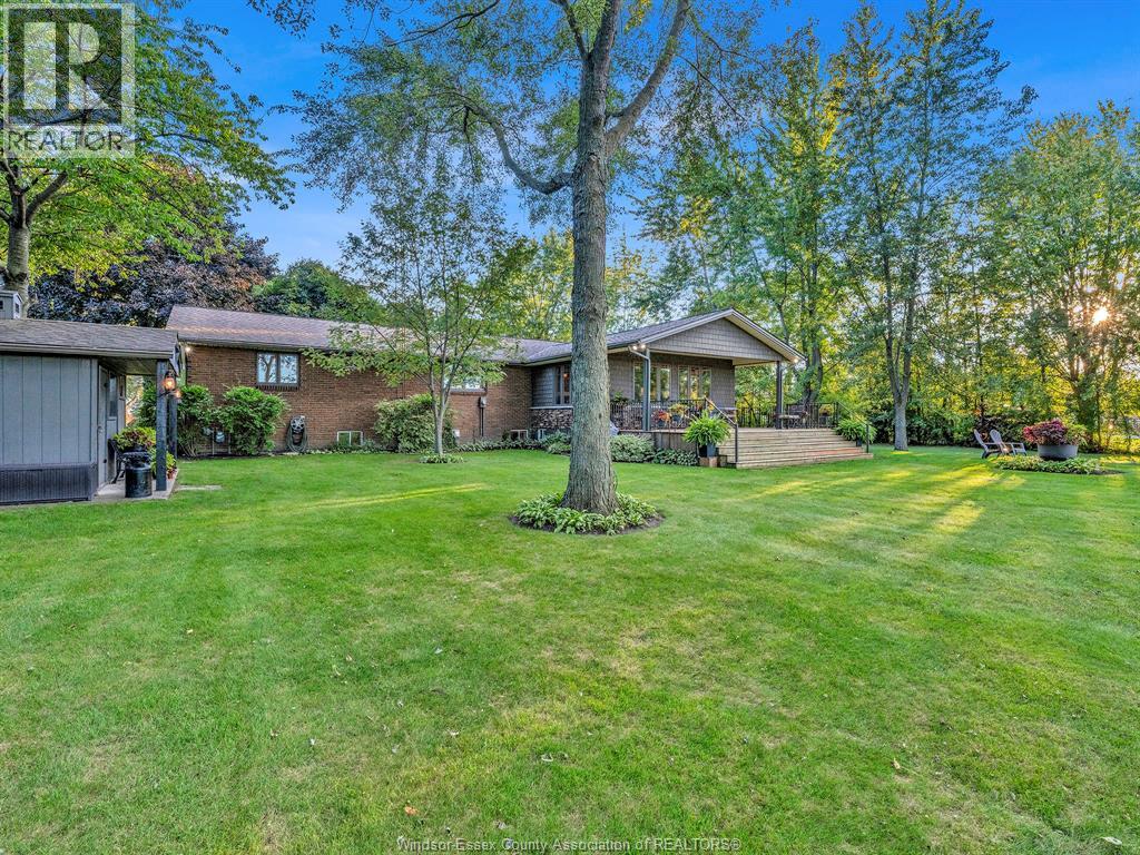 2730 Bouffard Property Photo 36