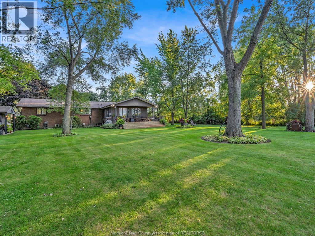 2730 Bouffard Property Photo 37