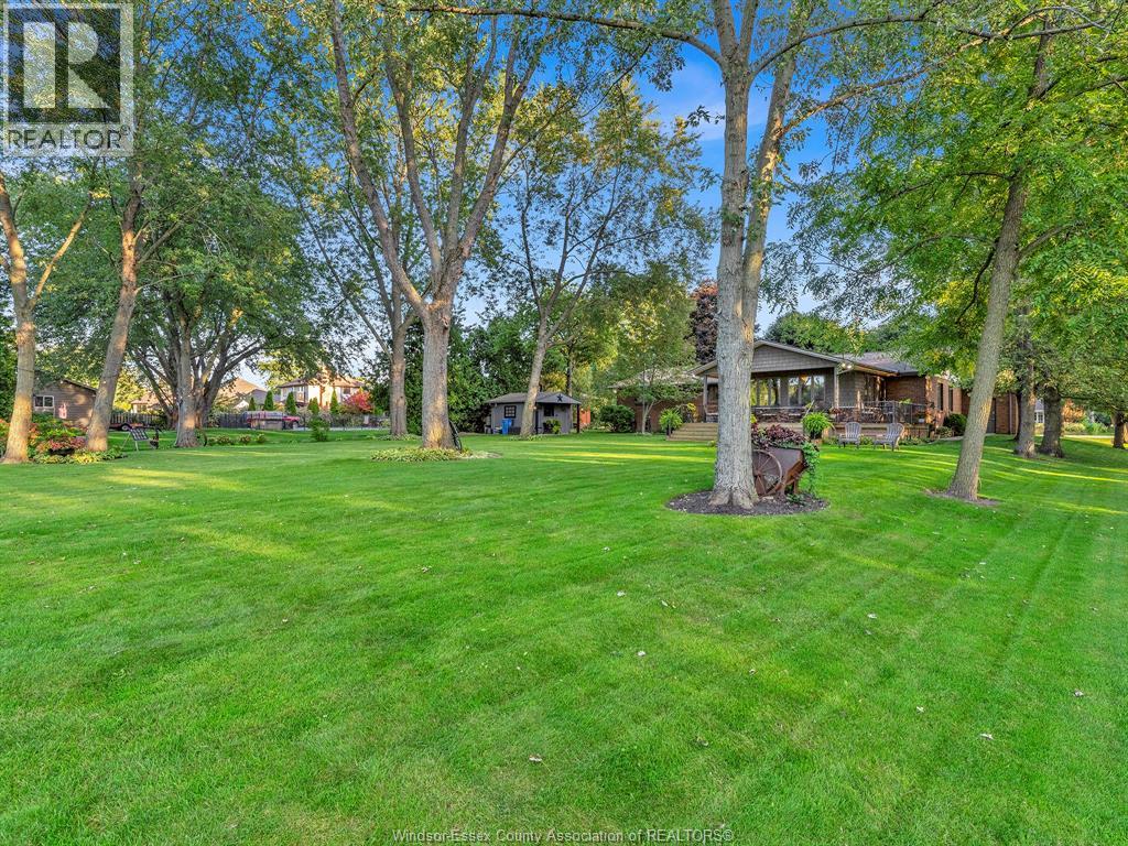 2730 Bouffard Property Photo 38