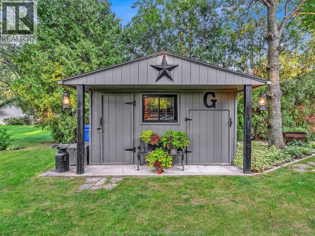 2730 Bouffard Property Photo 45