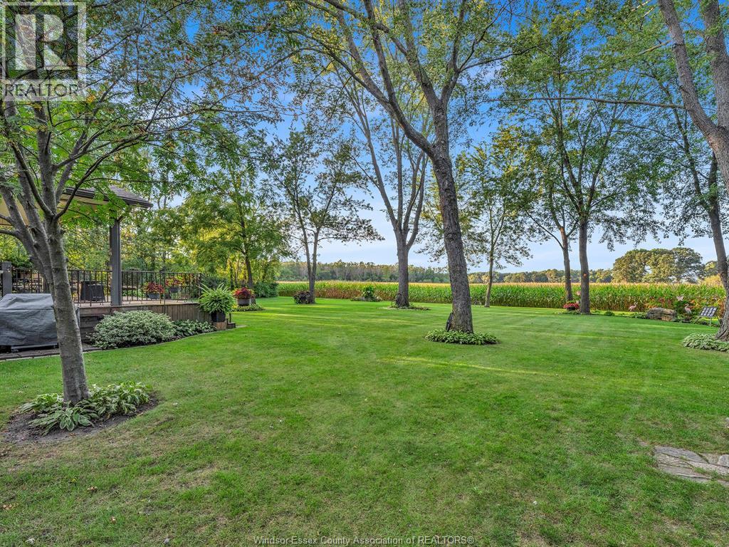 2730 Bouffard Property Photo 46
