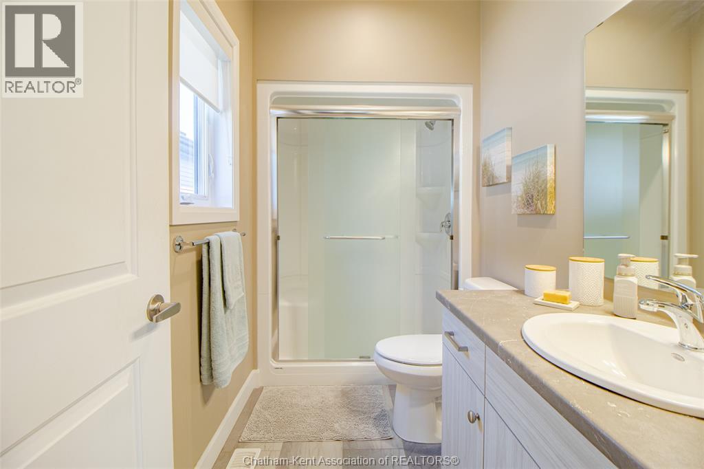 124 Grassland Grove Property Photo 16