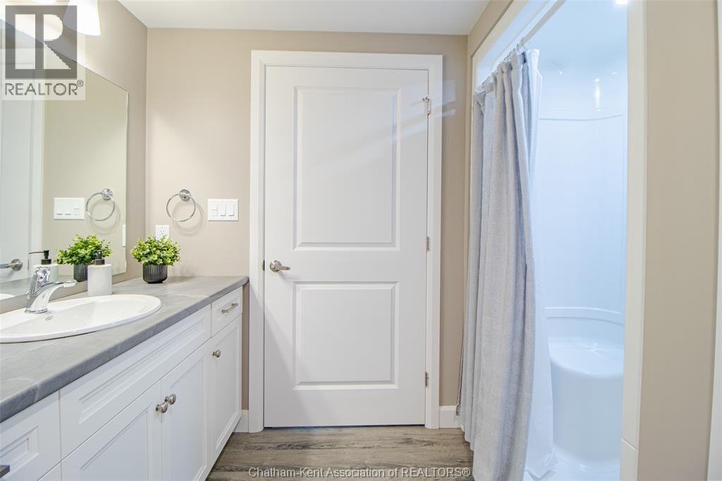 124 Grassland Grove Property Photo 25