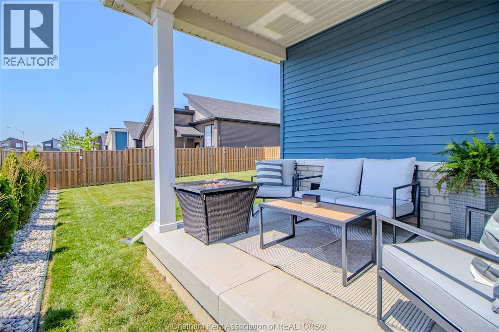 124 Grassland Grove Property Photo 27