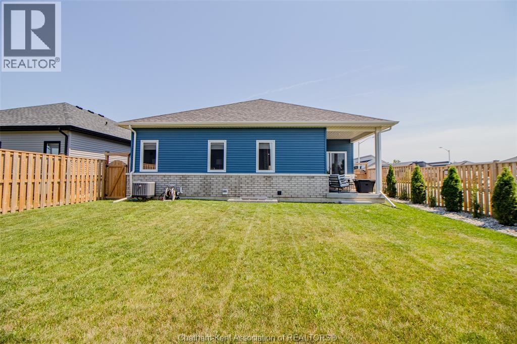 124 Grassland Grove Property Photo 29
