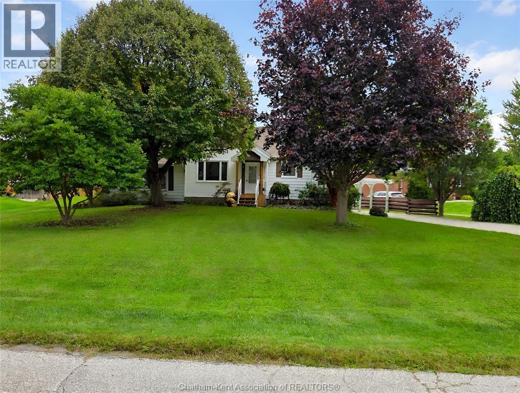 12 Crerar Drive Property Photo 5