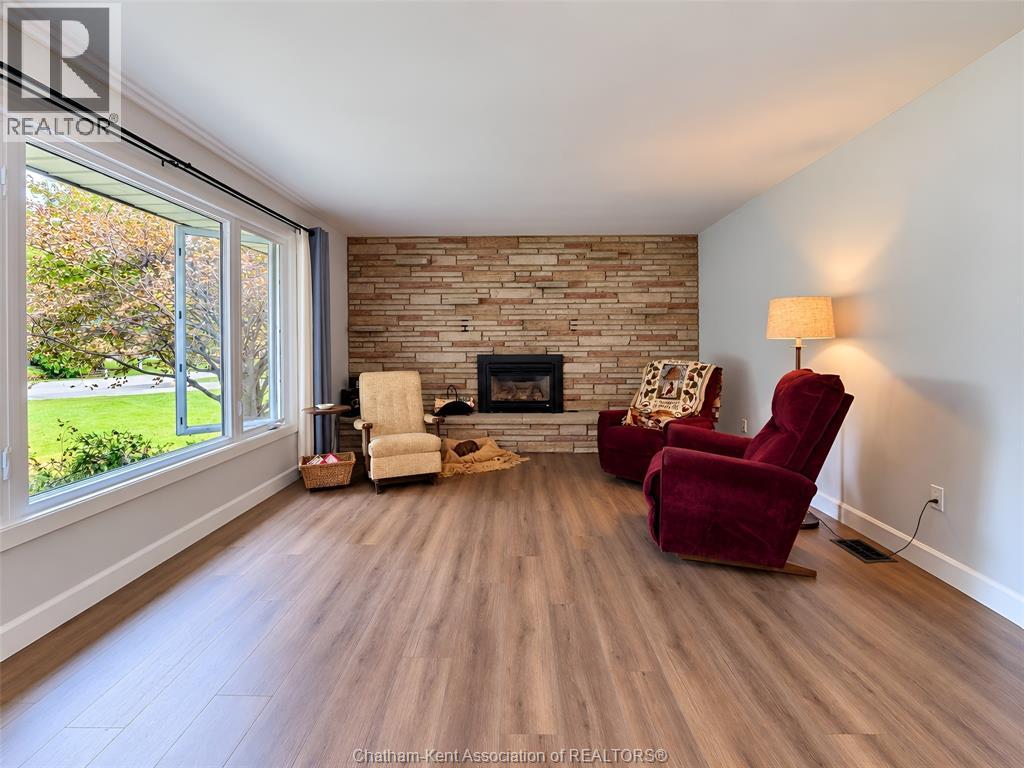 12 Crerar Drive Property Photo 12