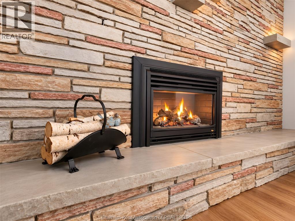12 Crerar Drive Property Photo 14