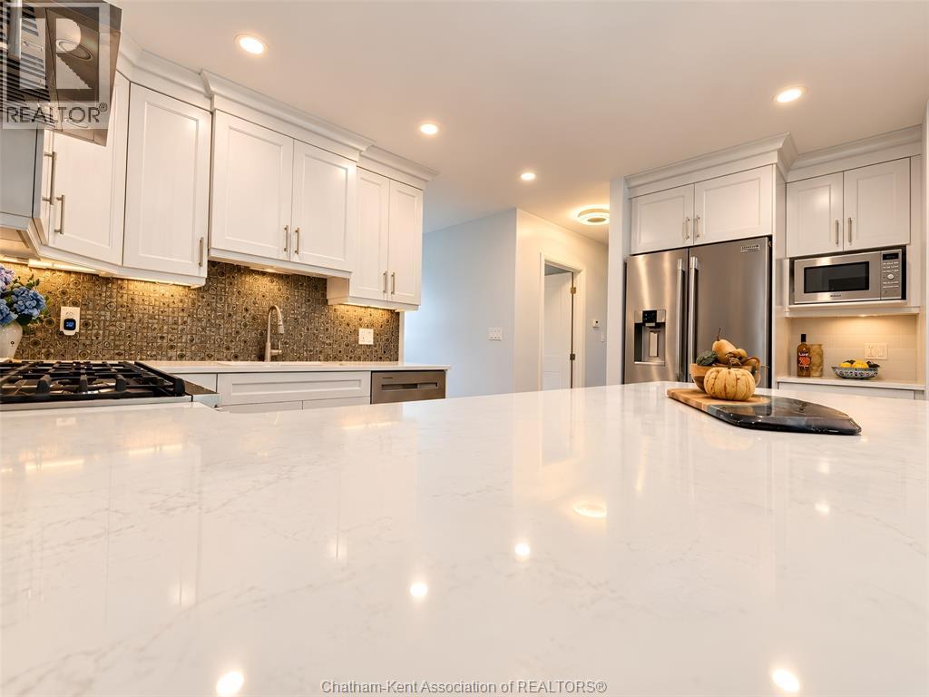 12 Crerar Drive Property Photo 18