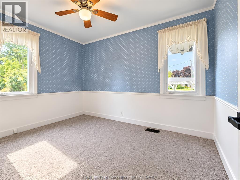 12 Crerar Drive Property Photo 28