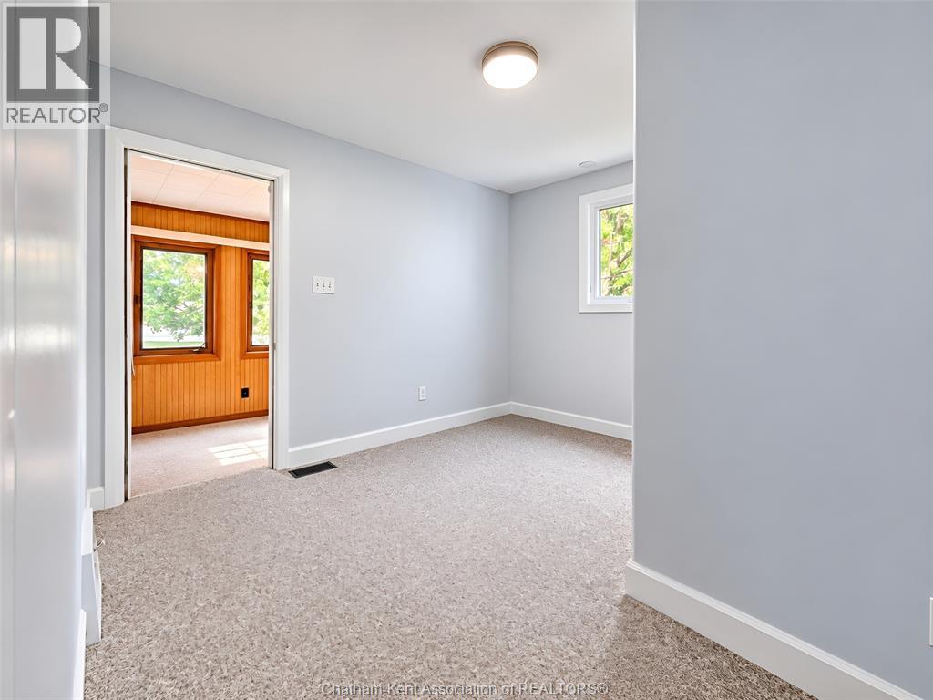 12 Crerar Drive Property Photo 31