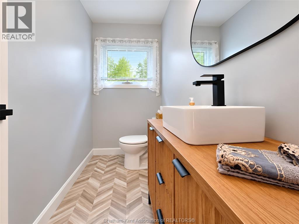 12 Crerar Drive Property Photo 39