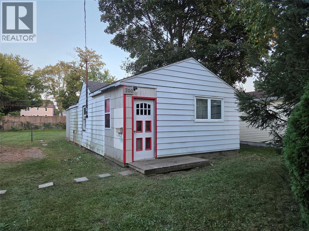 700 Copland Road Property Photo 1