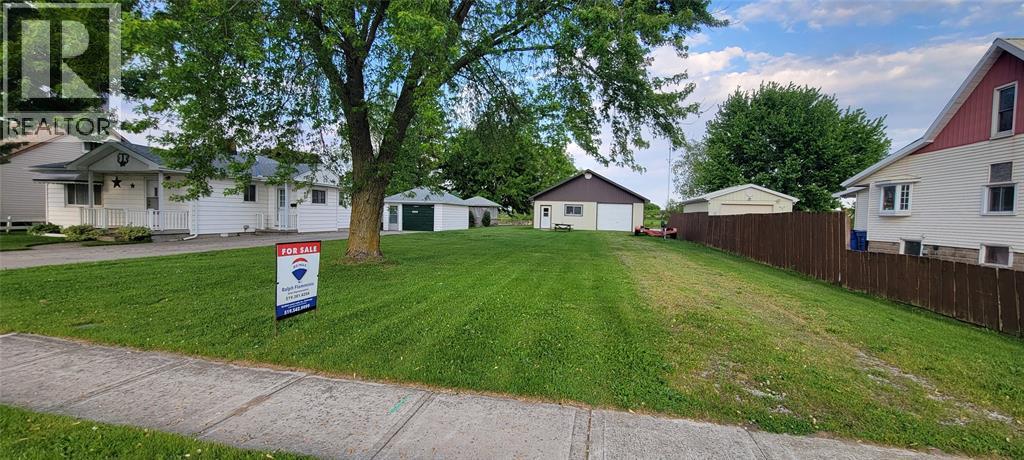 933 Old Glass Road Property Photo 2