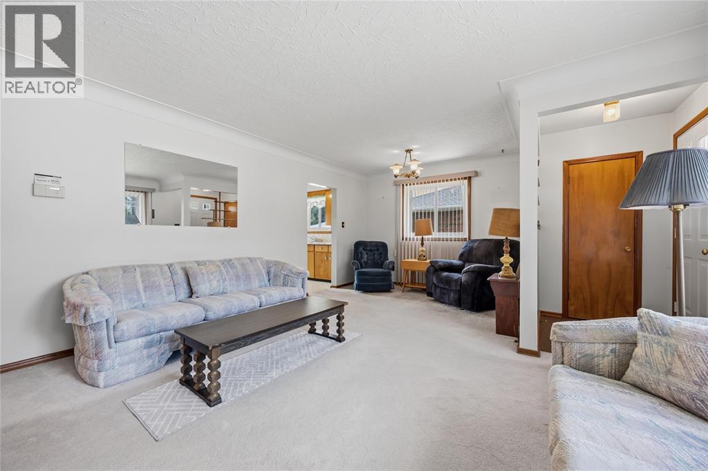 1081 Michigan Avenue Property Photo 4