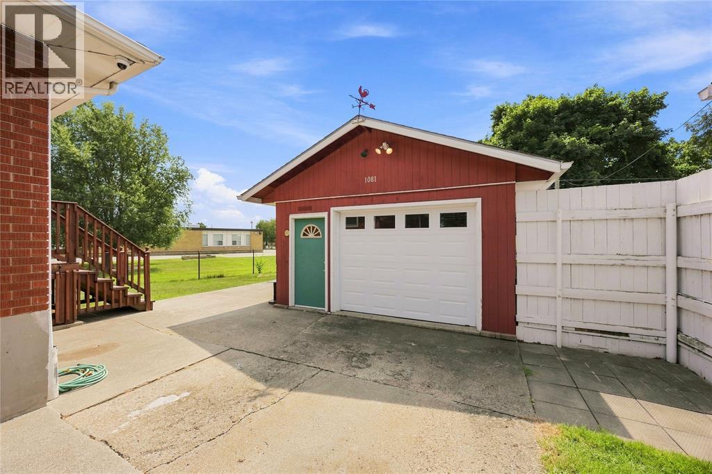 1081 Michigan Avenue Property Photo 28