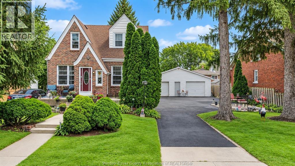 2270 LILLIAN