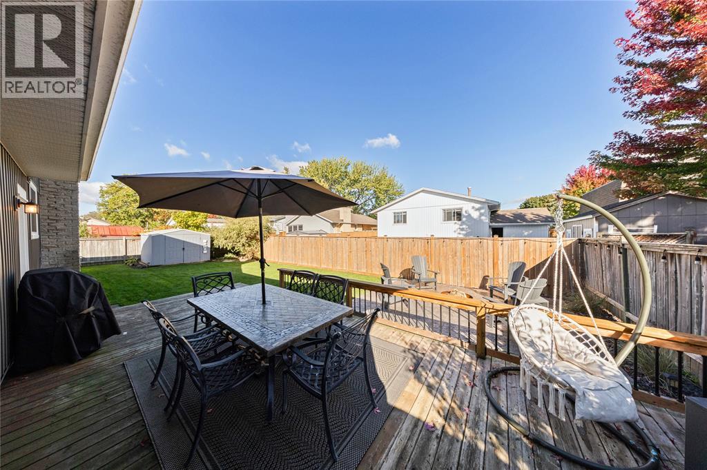 218 Blackthorn Crescent Property Photo 32