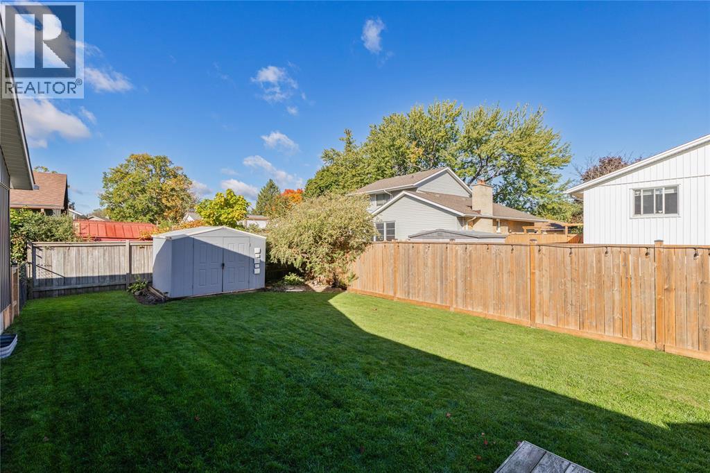 218 Blackthorn Crescent Property Photo 35