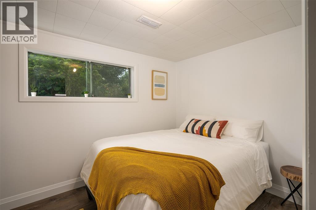 32 Louisa Street Property Photo 17