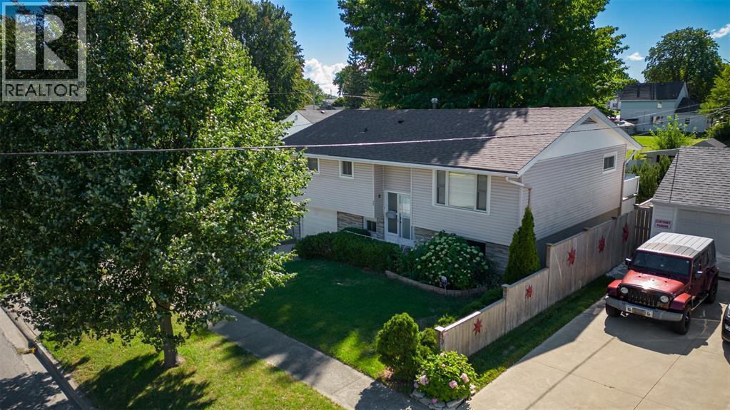 32 Louisa Street Property Photo 23