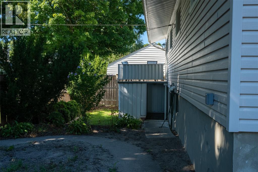 32 Louisa Street Property Photo 24
