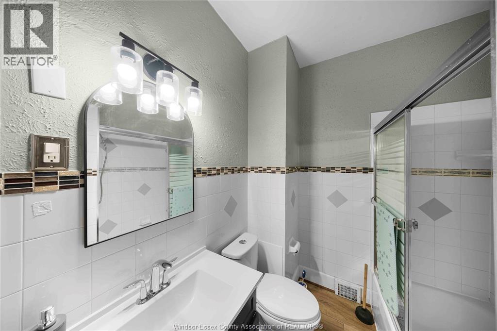 1347 Lincoln Property Photo 15