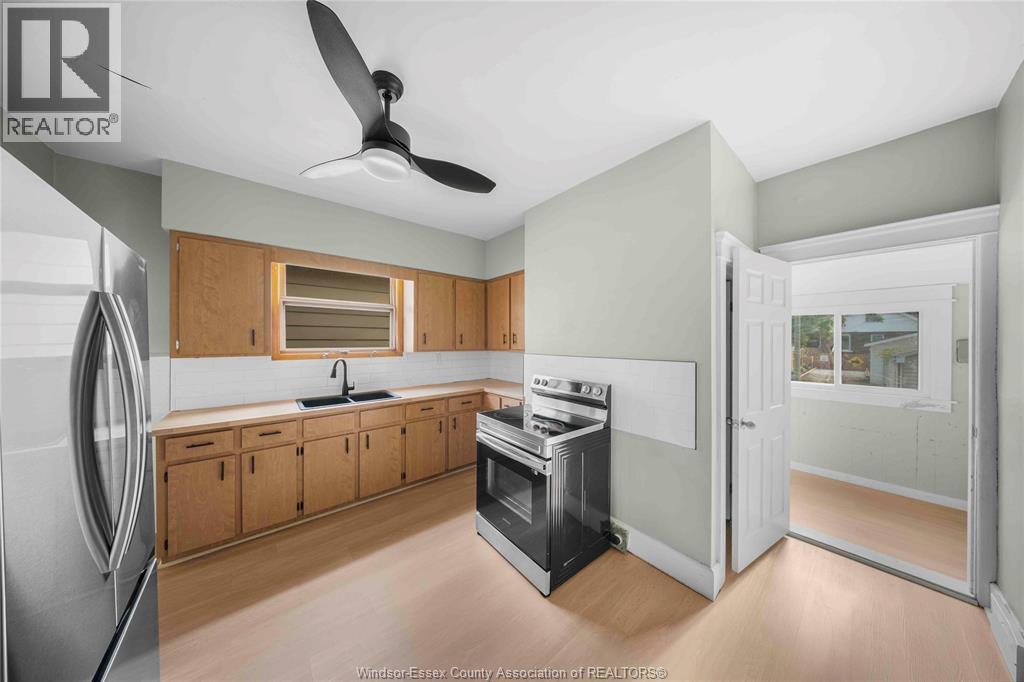 1347 Lincoln Property Photo 19