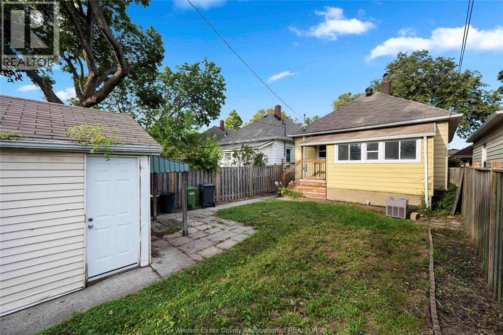1347 Lincoln Property Photo 29