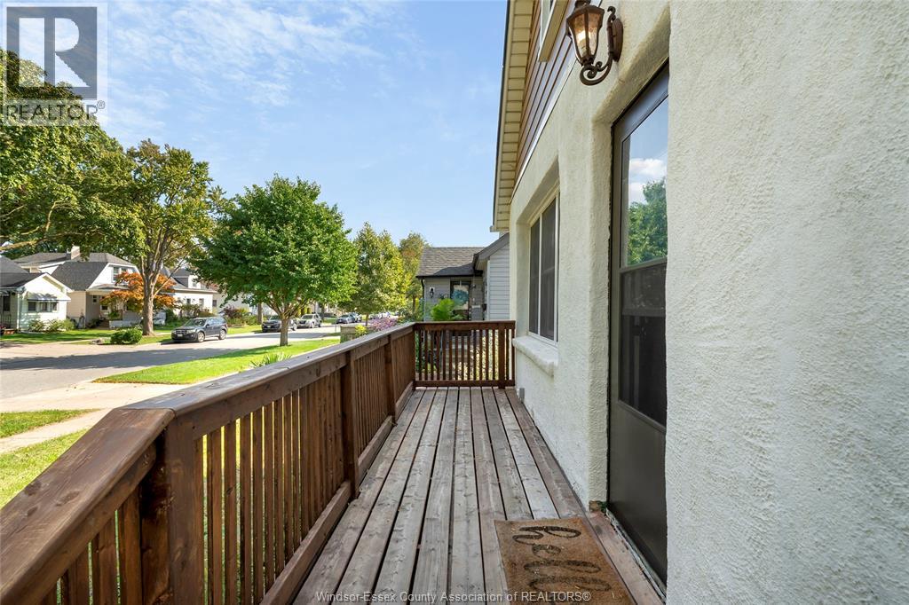 1825 Windermere Property Photo 3