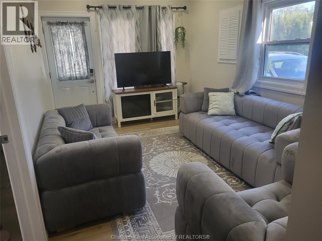 36 Degge Street Property Photo 3