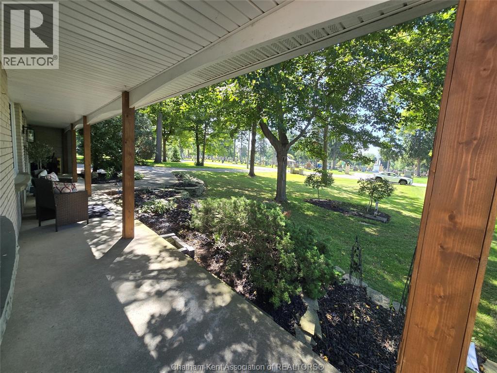 22707 Creek Road Property Photo 43
