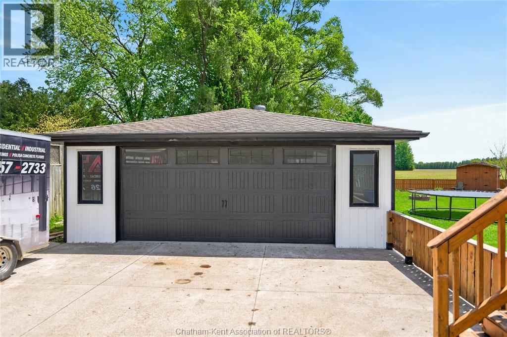 944 Mcnaughton Avenue Property Photo 3