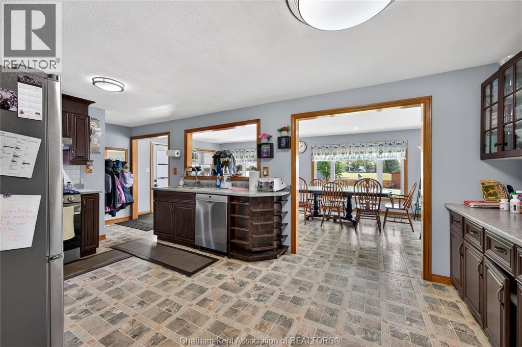 944 Mcnaughton Avenue Property Photo 8