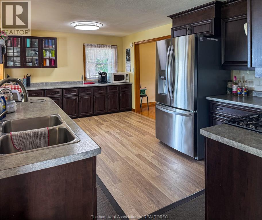 944 Mcnaughton Avenue Property Photo 10