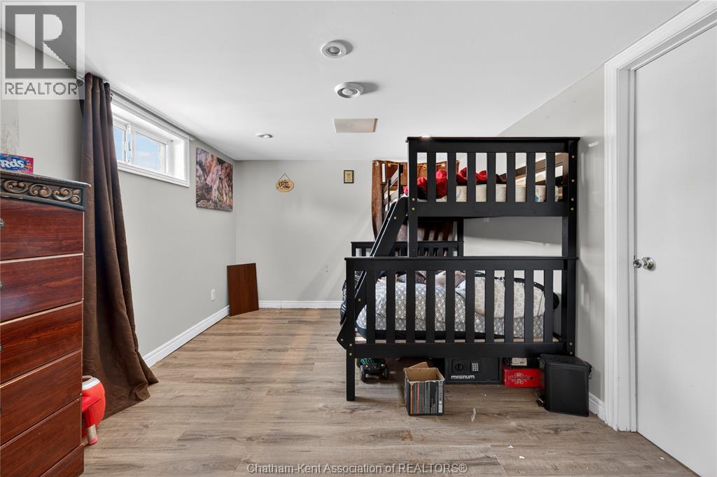 944 Mcnaughton Avenue Property Photo 21