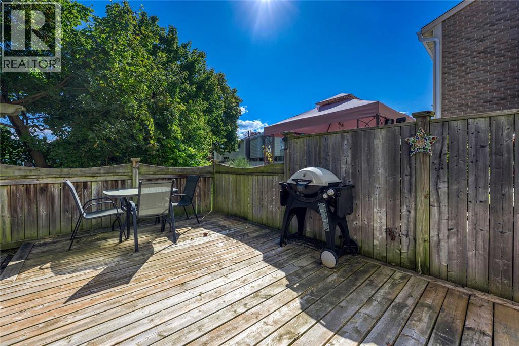 27 Turner Drive Unit# 44 Property Photo 3
