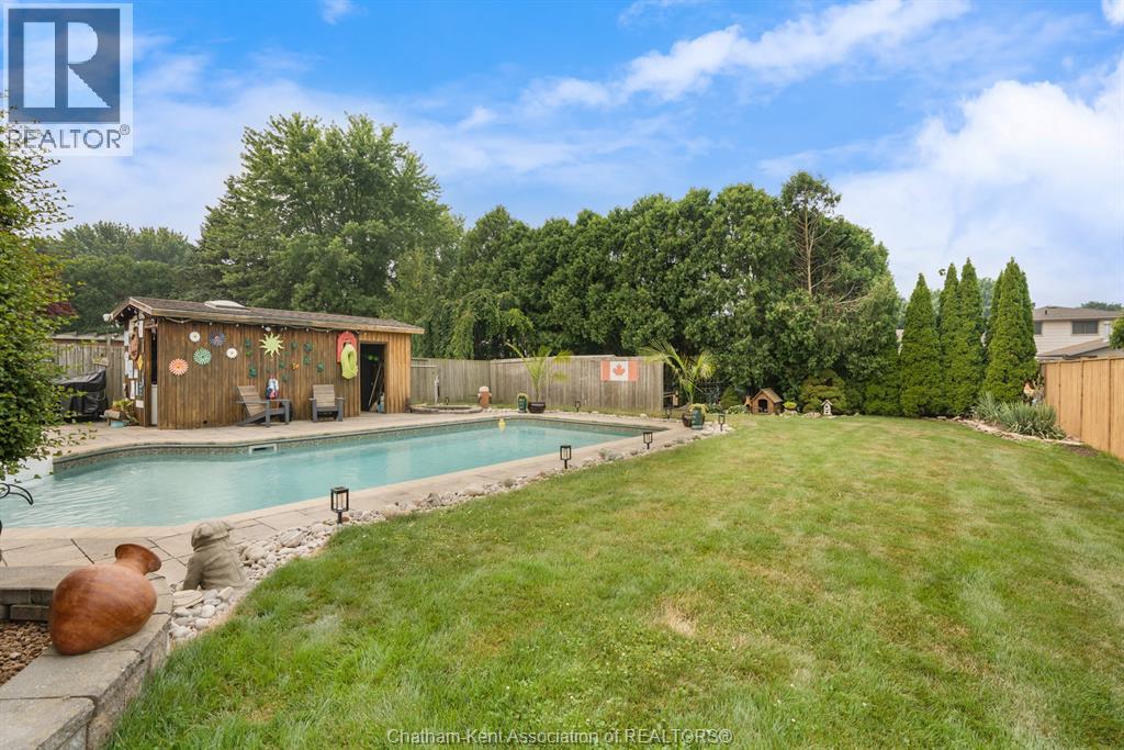 30 Orangewood Boulevard Property Photo 10