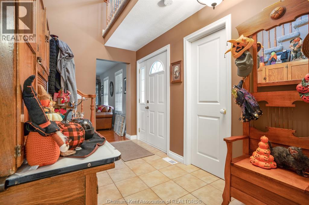 30 Orangewood Boulevard Property Photo 14
