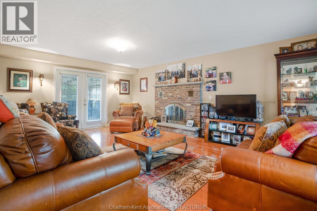 30 Orangewood Boulevard Property Photo 17
